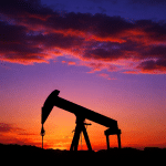 SKN | האם חששות מצמיחה עוקפים את האינפלציה כאשר האג”ח מזנקות והנפט עולה ל-$116?