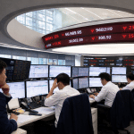 SKN | שווקי אסיה ממשיכים את המפולת ב-4 במרץ 2026 כאשר דרום קוריאה קורסת ב-12.06% ויפן יורדת ב-3.61%