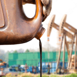 SKN | הנפט מזנק בכמעט 5% לשיא מאז ינואר 2025 — האם פרמיית הסיכון מהמזרח התיכון חזרה?