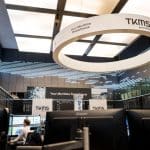 SKN | מניות אירופה נסגרות בירידות ב-6 במרץ כאשר מדדי STOXX 50, DAX ו-FTSE 100 נחלשים על רקע זהירות גוברת בשווקים