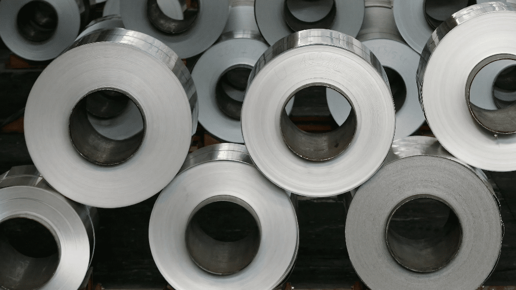 SKN | האם שוק האלומיניום עומד בפני זעזוע היצע חדש כאשר מתקנים במזרח התיכון מותקפים?