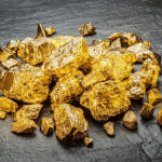 SKN | הזהב נסוג כאשר ציפיות לריבית גבוהה לאורך זמן מקזזות את פרמיית הסיכון הגיאופוליטית