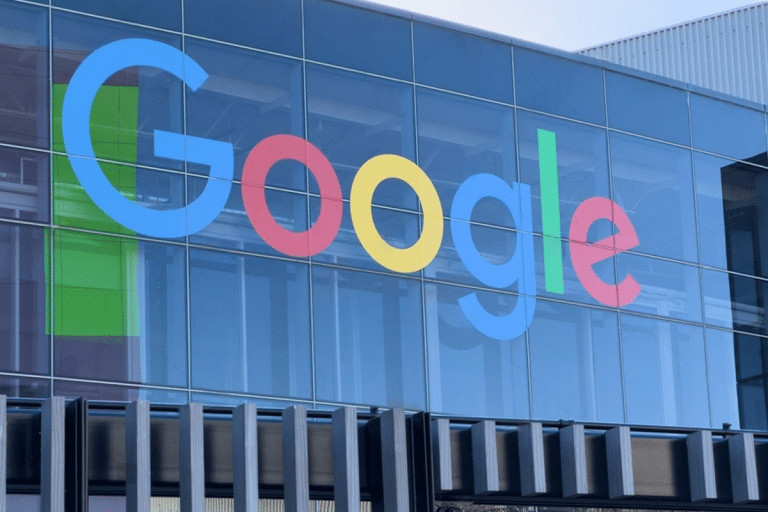 SKN | גוגל ניצבת בפני לחץ רגולטורי לאחר שחנות האפליקציות המתחרה אפטואיד הגישה תביעת מונופול