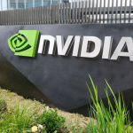 SKN | הימור הפוך על אנבידיה צובר תאוצה: האם ETF מסוג NVD מאותת על שינוי בסנטימנט הטכנולוגי?