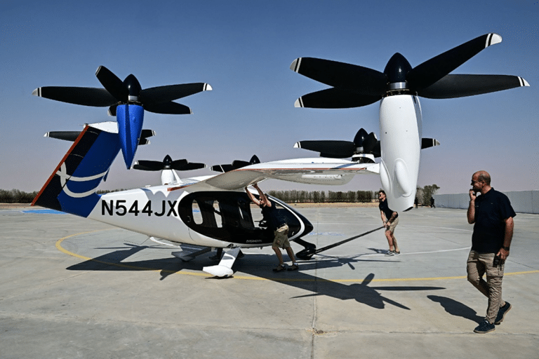 SKN | Joby Aviation מתקרבת להשקת מוניות אוויר בדובאי — האם מניית JOBY ערוכה להמראה?