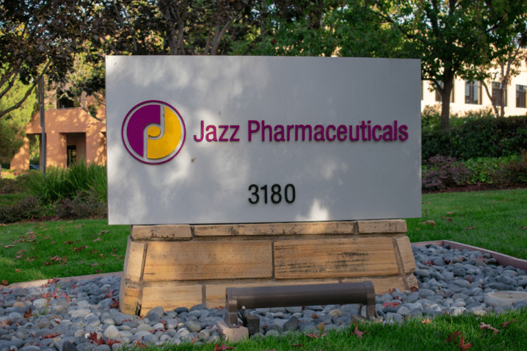 SKN | האם Jazz Pharmaceuticals (JAZZ) מהווה השקעת ערך אטרקטיבית בסקטור הביוטק?