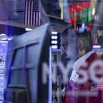 SKN | מניות ארה״ב עולות כאשר התיאבון לסיכון מתחזק והתנודתיות נחלשת