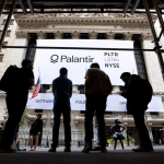 SKN | Palantir מרחיבה שותפויות אסטרטגיות כדי לחזק את תפקידה במערכות בינה מלאכותית קריטיות למשימה