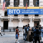 SKN | קרן הסל ProShares Bitcoin ETF (BITO) מטפסת — האם החשיפה לקריפטו מתייצבת?