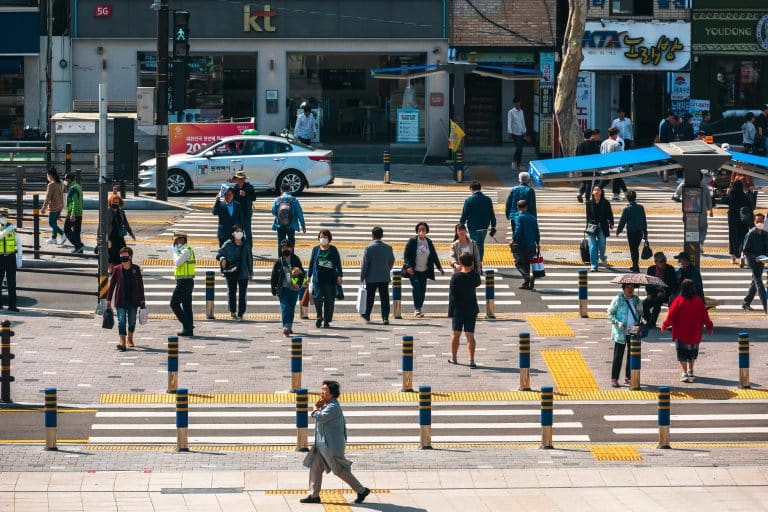 SKN | שווקי אסיה ממשיכים בעליות ב-21 באפריל כאשר קוריאה מובילה את הראלי והמומנטום האזורי מתרחב