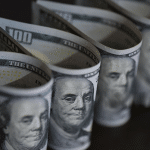 SKN | הדולר האמריקאי עדיין נחשב למקלט בטוח עולמי, אומר בכיר בבנק המרכזי של אוסטרליה על רקע אי־ודאות בשווקים