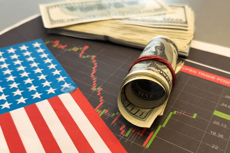 SKN | מדד הדולר האמריקאי עולה מעט ב-9 במרץ כאשר משקיעים עוקבים אחר סנטימנט הסיכון הגלובלי