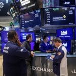 SKN | סקירת ביצועי השווקים הגלובליים לשבוע (2–6 במרץ 2026): התנודתיות מזנקת כאשר מניות בארה”ב ובאירופה נסוגות