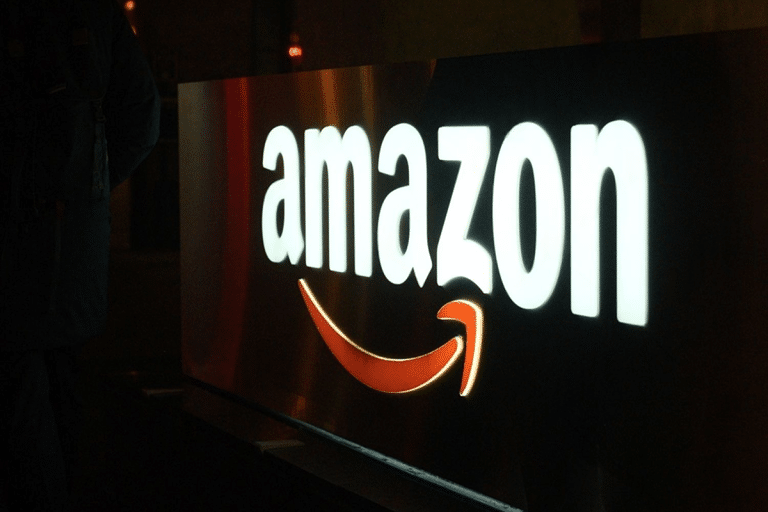 SKN | אמזון משיקה משלוח מצרכים ב-15 דקות בברזיל — הימור אסטרטגי על מסחר אולטרה-מהיר?