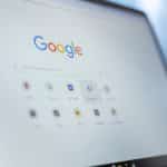 SKN | מניות הטכנולוגיה הגדולות נסחרות בירידה לאחר פסיקות החבות של מטא וגוגל על נזקים מהתמכרות