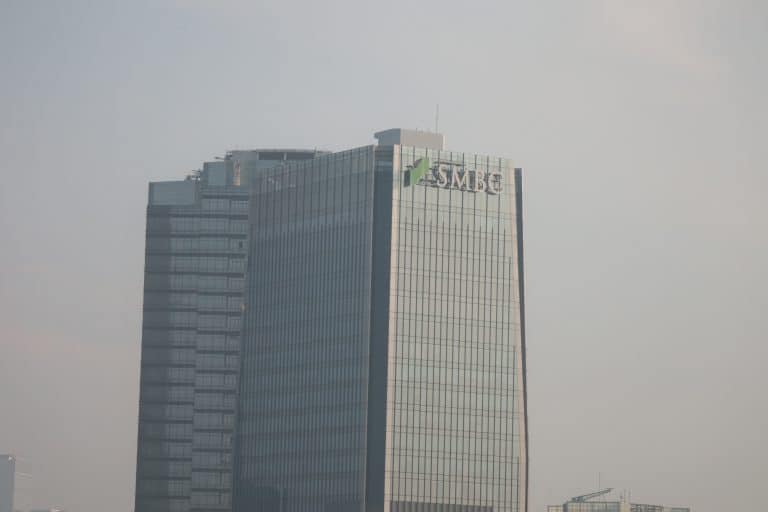 SMBC | SKN מבקשת אישורים מבנקים למימון אנרגיה סעודי על רקע סכסוך אזורי