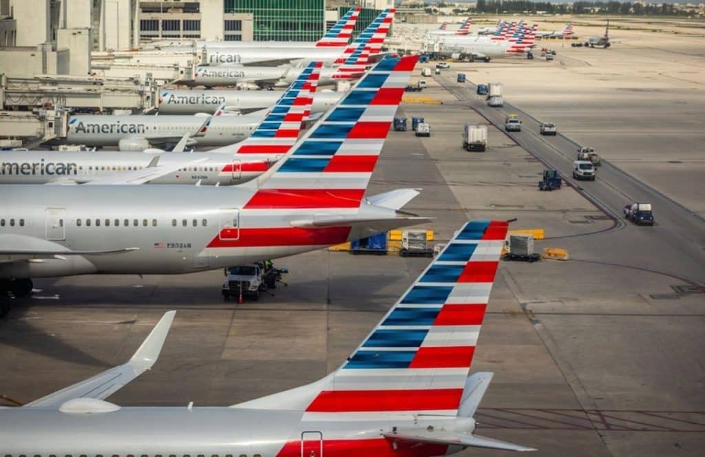 SKN | האם מניות חברות התעופה נכנסות לשוק דובי ממושך כאשר מחירי הנפט המאירים מאיימים על הרווחיות?