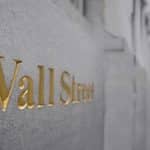 SKN | האם הזינוק של 1,100 נקודות בוול סטריט הוא תחילתה של מגמת עלייה חדשה—או רק ראלי תיקון?