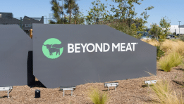 SKN | מניית Beyond Meat צונחת בחדות במרץ: חששות לביקוש או איפוס מבני בשוק המזון מבוסס הצומח?