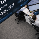 SKN | שווקי אסיה מזנקים ב-1 באפריל 2026 כאשר קוריאה מזנקת ביותר מ-8% ויפן רושמת עליות חדות, מה שמאותת על מומנטום חזק של מעבר לסיכון