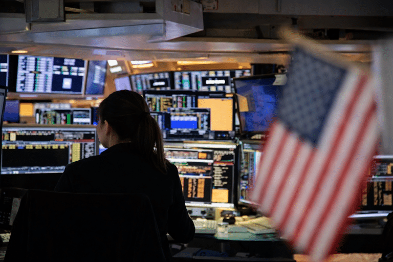 SKN | מדוע חוזים עתידיים על מניות בארה”ב יורדים למרות ירידה במחירי הנפט על רקע אי-ודאות סביב המלחמה עם איראן?