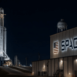 SKN | האם ההנפקה של SpaceX יכולה להגדיר מחדש את כוח השוק כאשר אילון מאסק מהדק את השליטה באמצעות מניות הצבעה-על