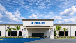 SKN | מדוע מניית TopBuild זינקה ביותר מ-19 אחוזים ומה המשמעות של עסקת 17 מיליארד דולר עבור המשקיעים?