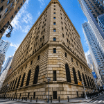 SKN | מדוע הפד “חונה במקום” בריבית כאשר פאוול ניצב בפני הפגישה האחרונה שלו