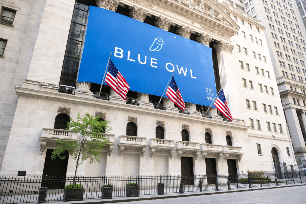 SKN | האם הזינוק בפדיונות באשראי פרטי מאותת על נקודת לחץ נזילות בשוק של 1.8 טריליון דולר?