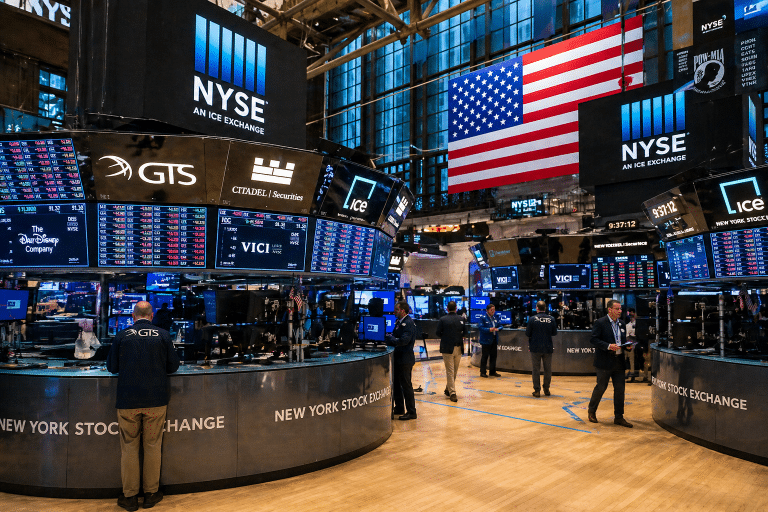 SKN | שווקים נסגרו במגמה מעורבת ב-29 באפריל 2026 כאשר עלייה בתנודתיות וחולשה גלובלית מעיבות על הסנטימנט