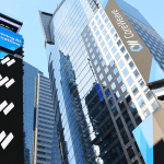 SKN | CoreWeave (CRWV) מזנקת ב-8%—מהלך צמיחה היפר-מהיר ב-AI או סיכון של שריפת מזומנים?