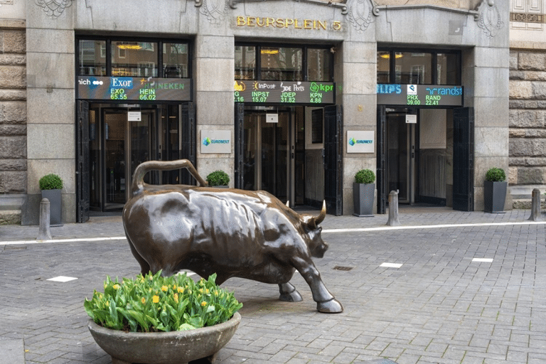 SKN | שווקי אירופה נסגרו בירידות כאשר מכירות רחבות משקפות סנטימנט זהיר