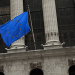 SKN | השווקים באירופה ננעלים בירידות כאשר המדדים המרכזיים נחלשים ונבנה טון הגנתי