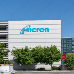SKN | המומנטום של Micron מונע AI: האם מובילת הזיכרון נכנסת לשלב צמיחה חדש?