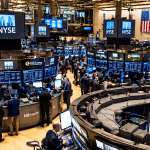 SKN | השווקים מזנקים ב-8 באפריל 2026 כאשר התנודתיות קורסת וראלי רחב של Risk-On תופס תאוצה