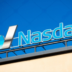 SKN | מדד הנאסד”ק שומר על עליות כאשר מומנטום הטכנולוגיה מתחזק — האם הראלי יכול להימשך?