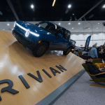 SKN | ריביאן בשנת 2026: האם מתחרת ה-EV יכולה להכות את השוק התחרותי?