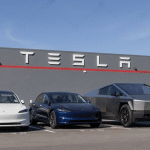 SKN | הוויכוח סביב שווי טסלה מתעצם—האם מאוחר מדי להיכנס לענקית הרכב החשמלי?