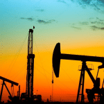 SKN | קרן הנפט האמריקאית מזנקת כאשר מומנטום הנפט הגולמי מתחזק: מה מניע את הביצועים החזקים של USO?