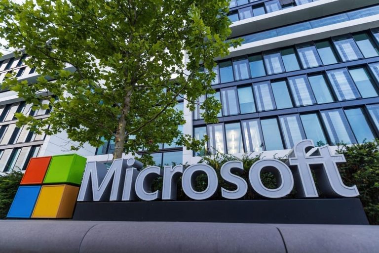 SKN | האם ההשקעה של Microsoft בסך 18 מיליארד דולר בבינה מלאכותית תהפוך את אוסטרליה למוקד טכנולוגי עולמי?