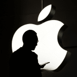 SKN | Apple עוקפת את תחזיות הרווח כאשר מכירות חזקות מחזקות את מעמדה המוביל בשוק