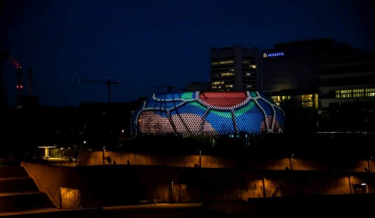 SKN | אנתרופיק ממנה את מנכ”ל נוברטיס ואס נארסימהן — הימור אסטרטגי על שילוב בין בינה מלאכותית לבריאות