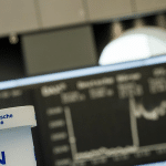 SKN | מדד DAX מזנק מעל 24,700: מה מניע את הפריצה בשווקי אירופה?