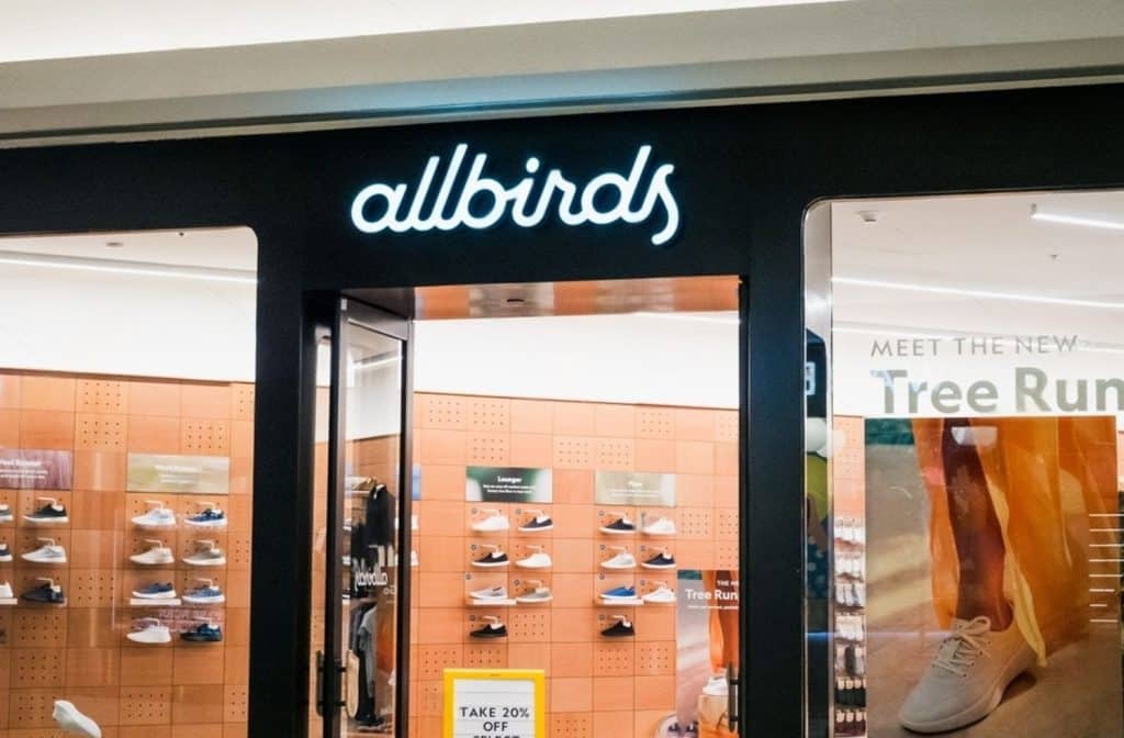 SKN | Allbirds מזנקת ב-600% כאשר היא נוטשת את תחום ההנעלה לטובת מעבר ל-AI