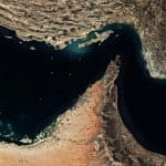 SKN | המצר של הורמוז הופך לנקודת חיכוך ראשונה בעקבות הפסקת האש ה”רגישה” של טראמפ