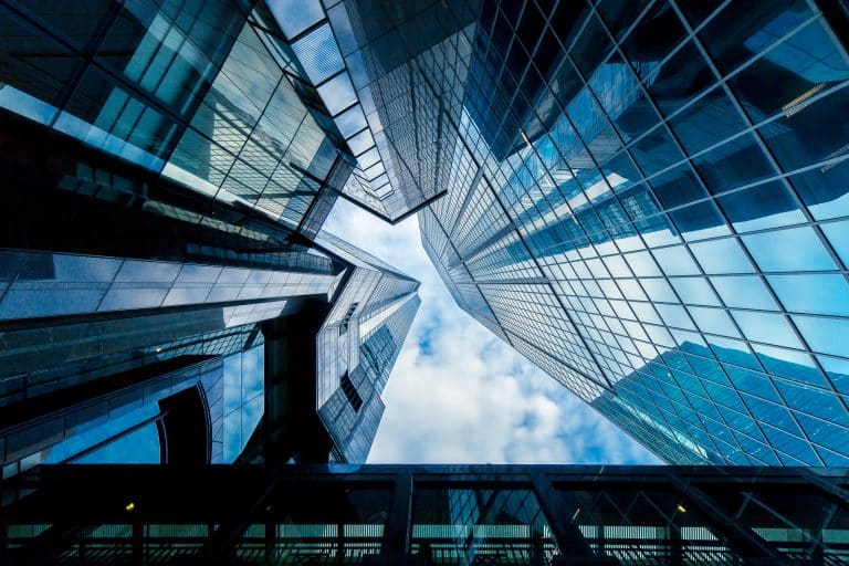 SKN | האם הנפקת ה-IPO בהונג קונג בהיקף 2.2 מיליארד דולר של Victory Giant תצליח בסביבה שוקית תנודתית?