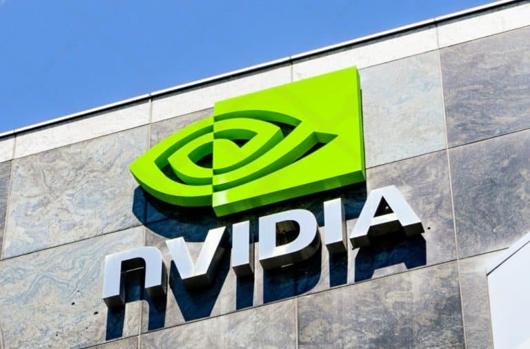 SKN | האם תחזית הטריליון דולר של Nvidia מסתירה סיכונים מתפתחים לרווחיות?