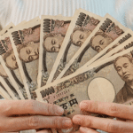 SKN | מדד הין היפני מתייצב על 62.75: האם המטבע בדרך להיפוך מאקרו-כלכלי?