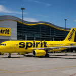 SKN | Spirit Airlines עוברת לפירוק לאחר כישלון חילוץ, כאשר עלויות הדלק מובילות לקריסה