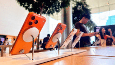 SKN | מניית Apple עולה על רקע מכירות iPhone חזקות אך מגבלות אספקה מאיימות על יציבות המרווחים